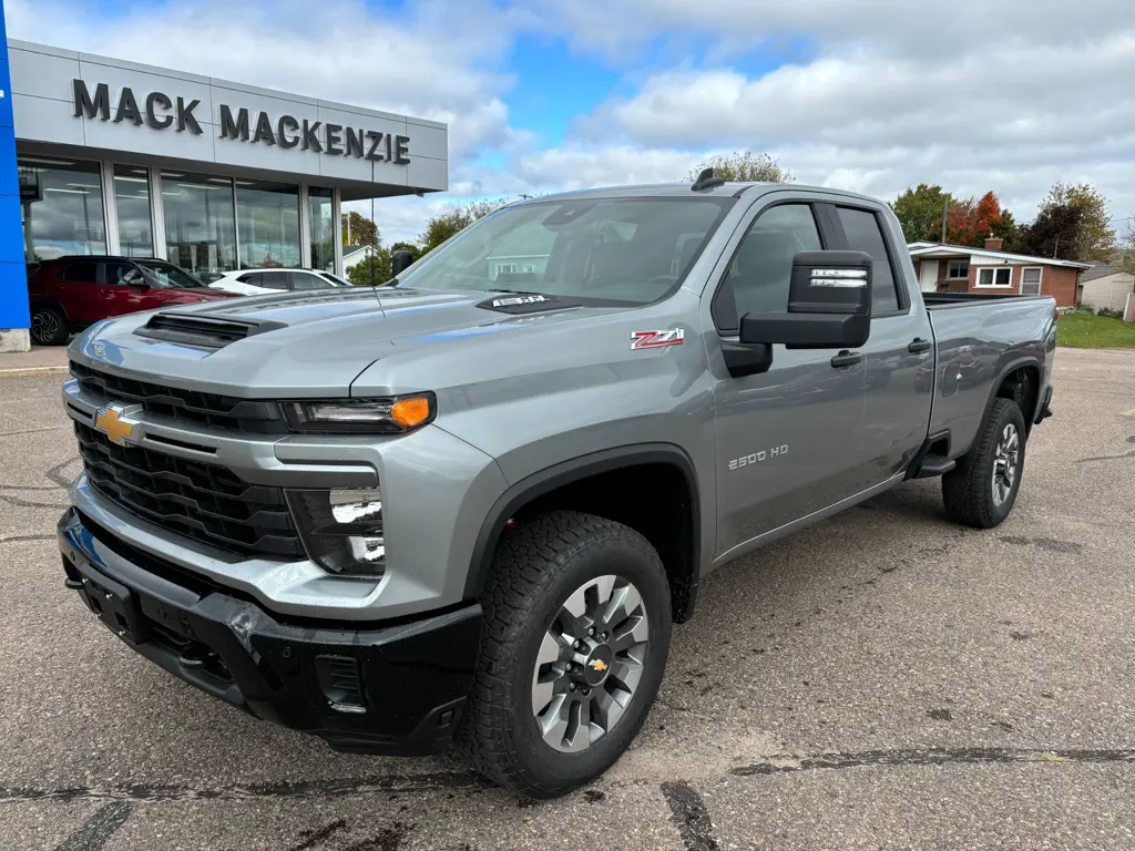 2025 Chevrolet Silverado 2500HD Custom