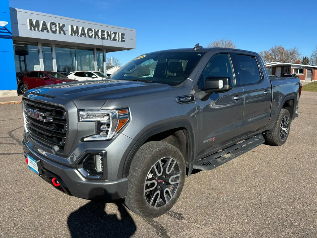 2021 GMC Sierra 1500 AT4