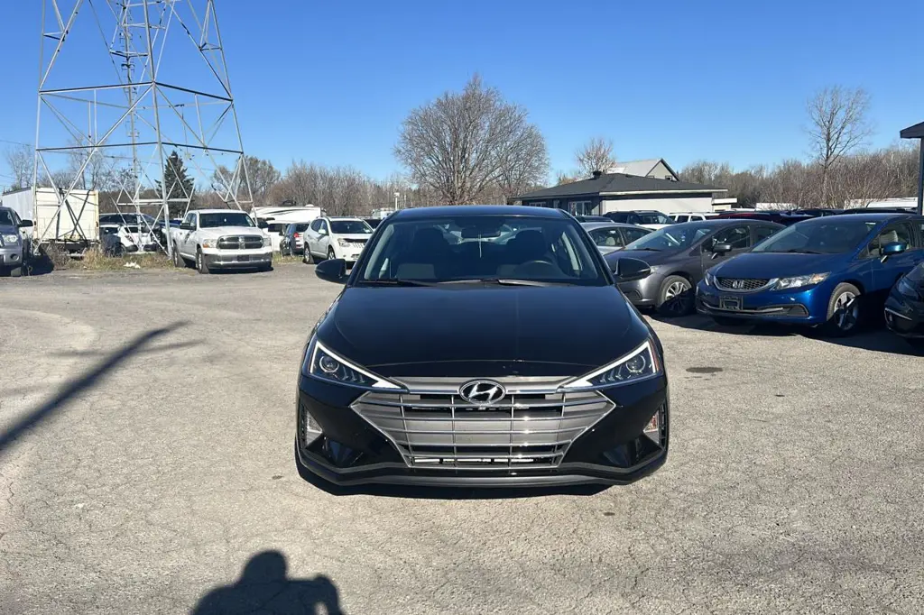 2020 Hyundai Elantra Preferred REBUILT TITLE