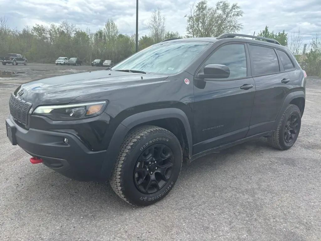 2022 Jeep Cherokee Trailhawk