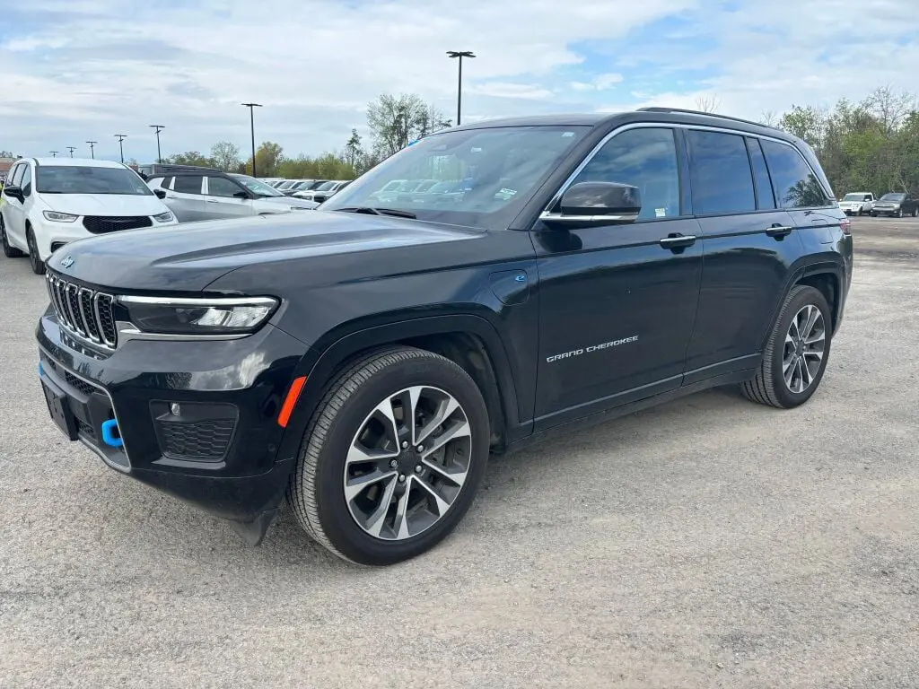 2022 Jeep Grand Cherokee 4xe Overland