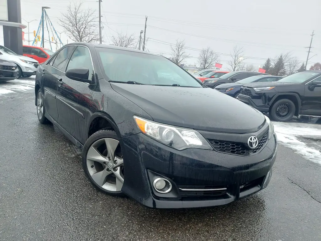 2014 Toyota Camry SE