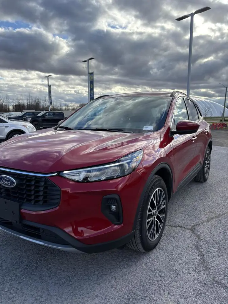 2023 Ford Escape Phev