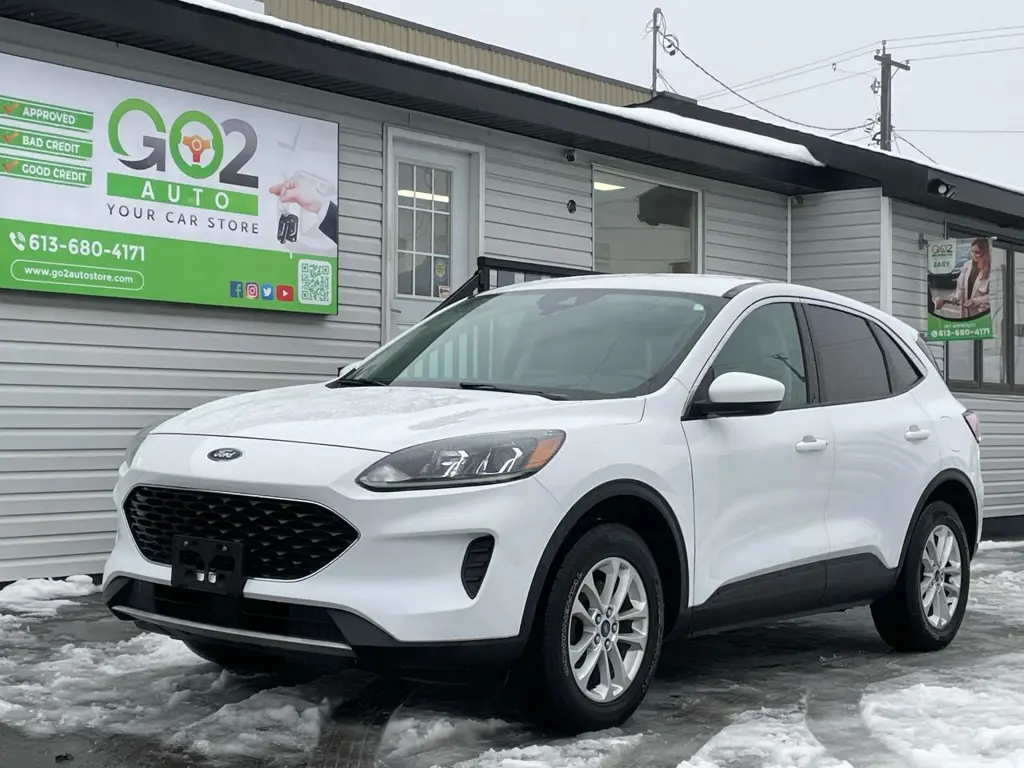 2020 Ford Escape SE