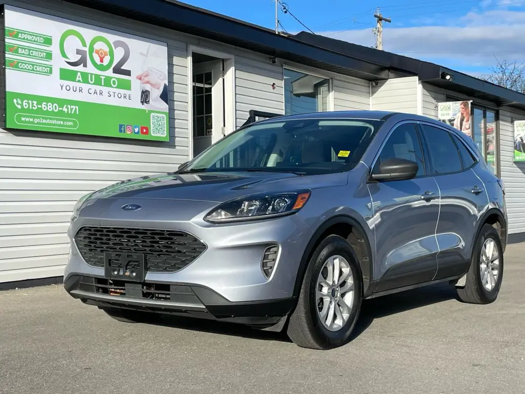 2022 Ford Escape SE Hybrid