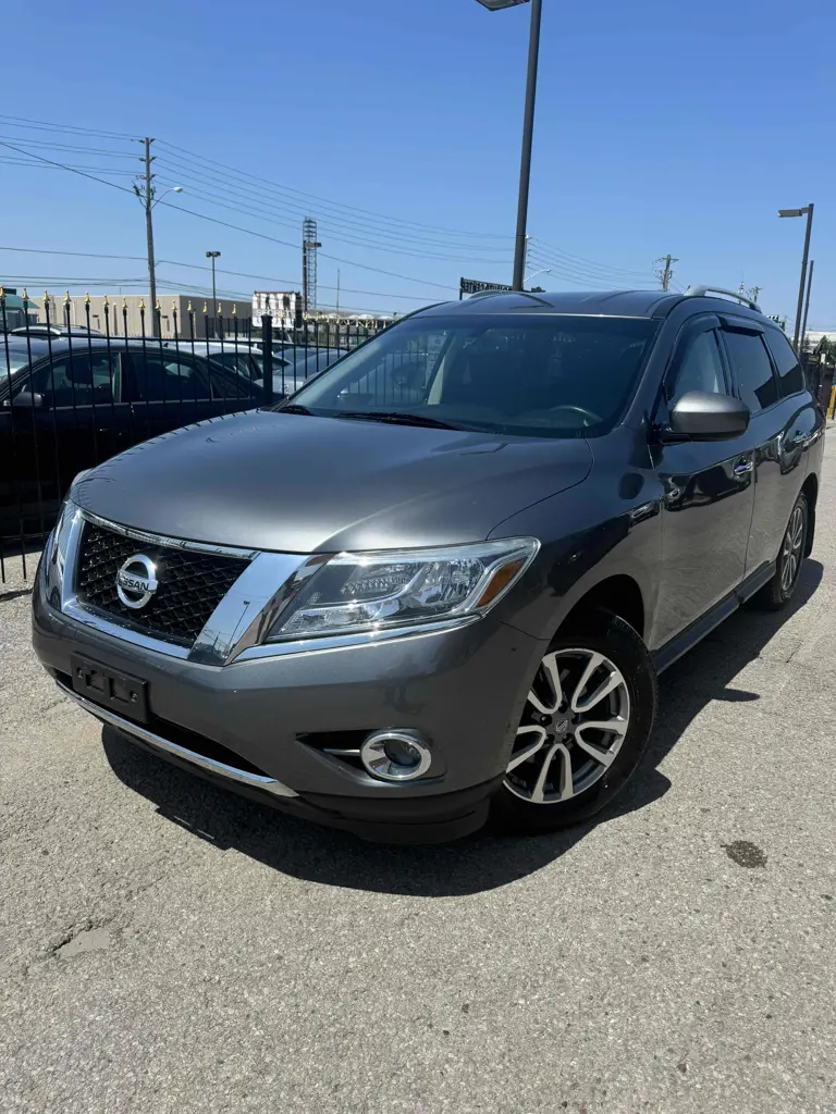 2015 Nissan Pathfinder SV