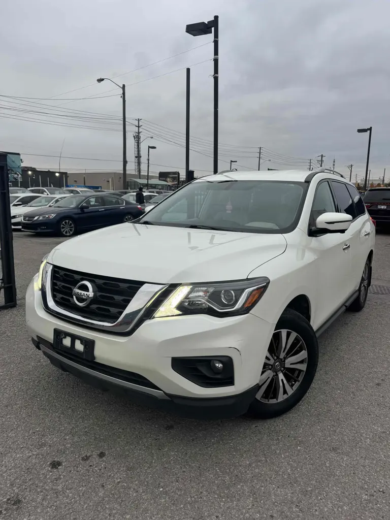 2017 Nissan Pathfinder Platinum