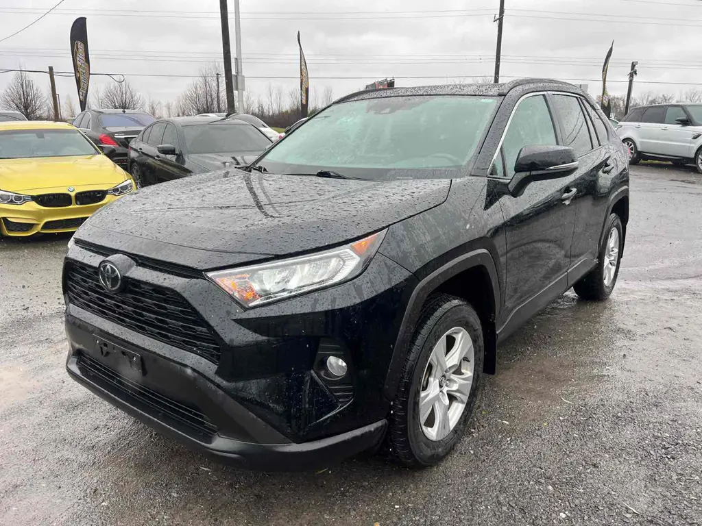 2020 Toyota RAV4 XLE