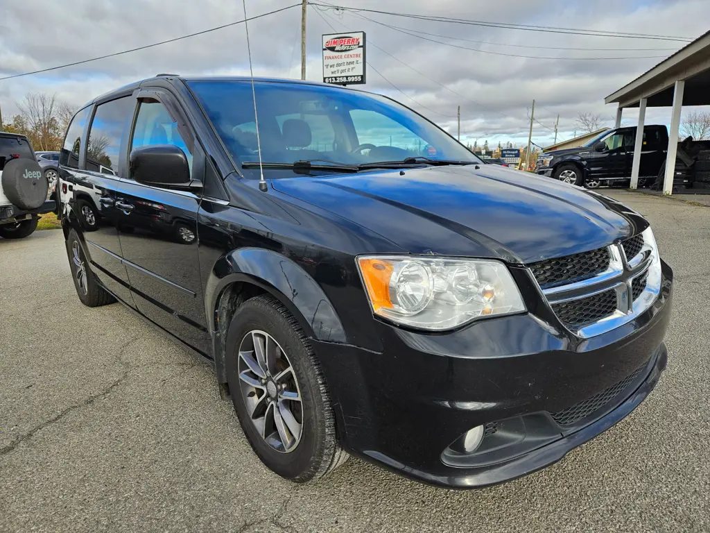 2016 Dodge Grand Caravan SE/SXT