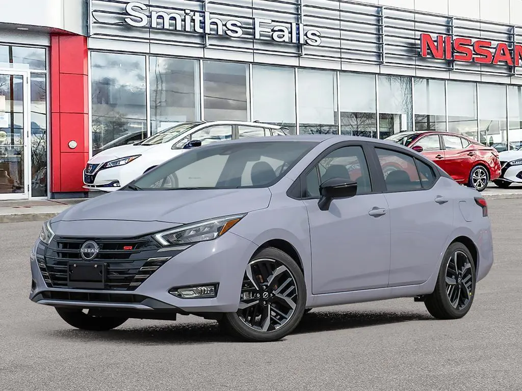 2025 Nissan Versa SR