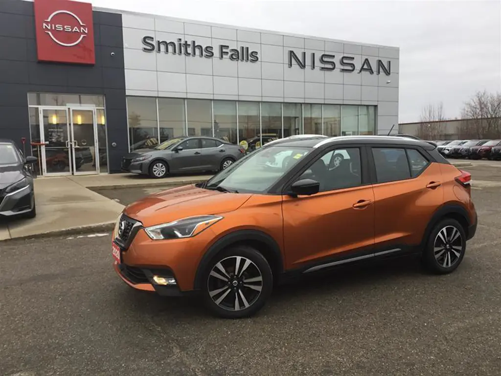 2020 Nissan Kicks SR