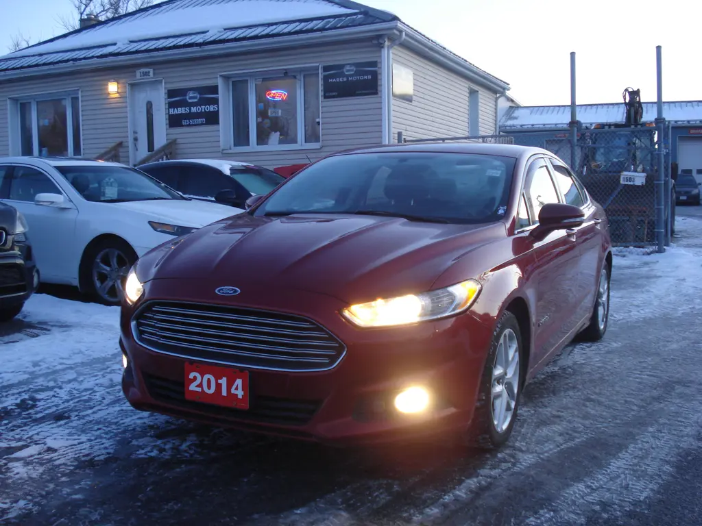 2014 Ford Fusion 4dr Sdn SE Hybrid FWD