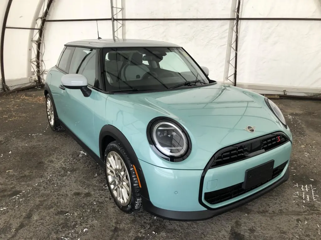 2025 MINI Cooper Hardtop 3 Door S,NAV,SUNROOF,RMT STR,360 VIEW,HEATED SEATS