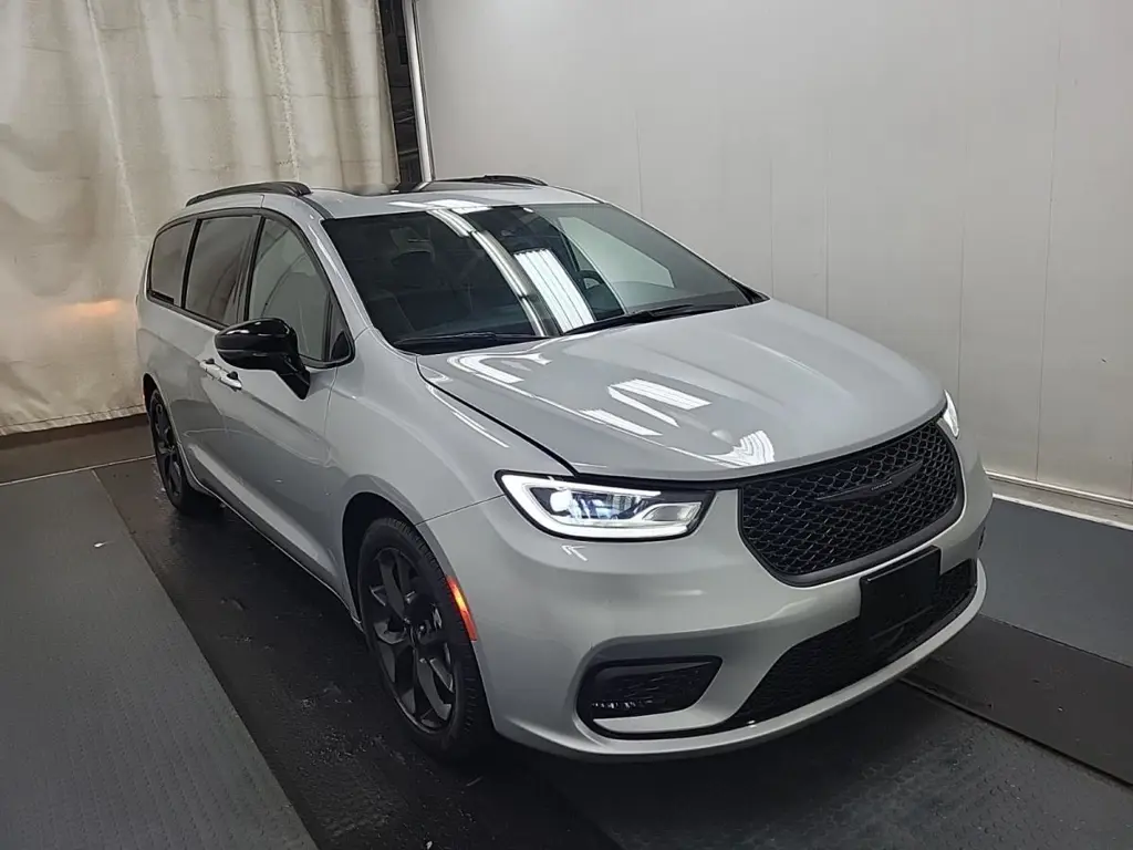 2023 Chrysler Pacifica Limited,S APPEARANCE,DUAL PANE SUNROOF,LANE DEPART