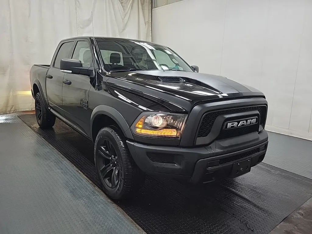 2024 RAM 1500 Classic Warlock 4x4 Crew,HEATED SEATS/STEERING`,RMT START,