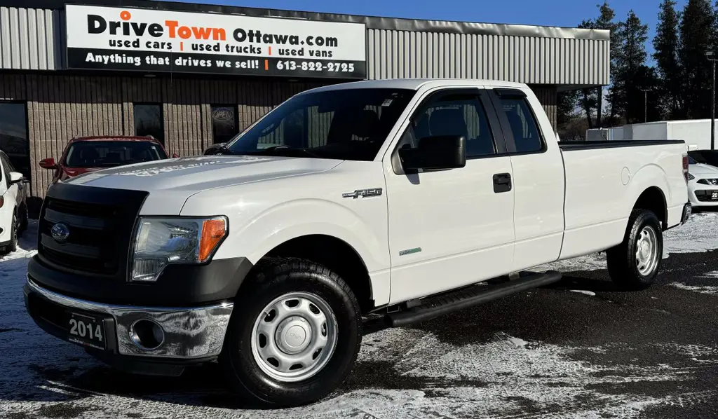 2014 Ford F-150 2WD SuperCab 163" XL