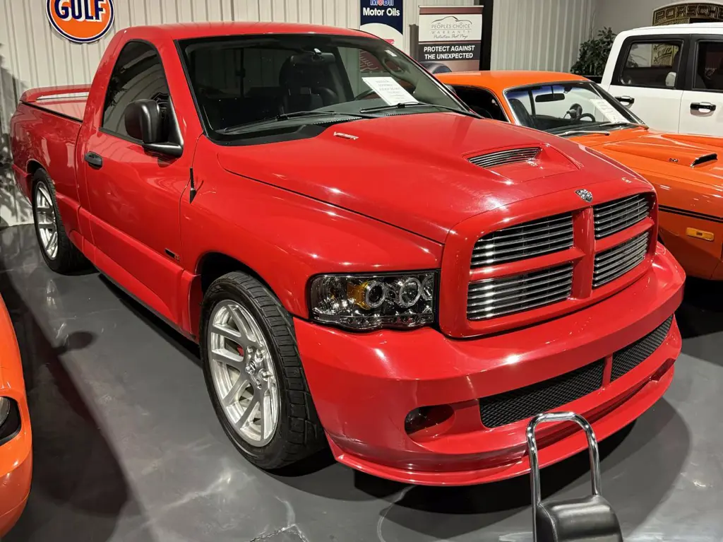 2005 Dodge Ram VIPER SRT10