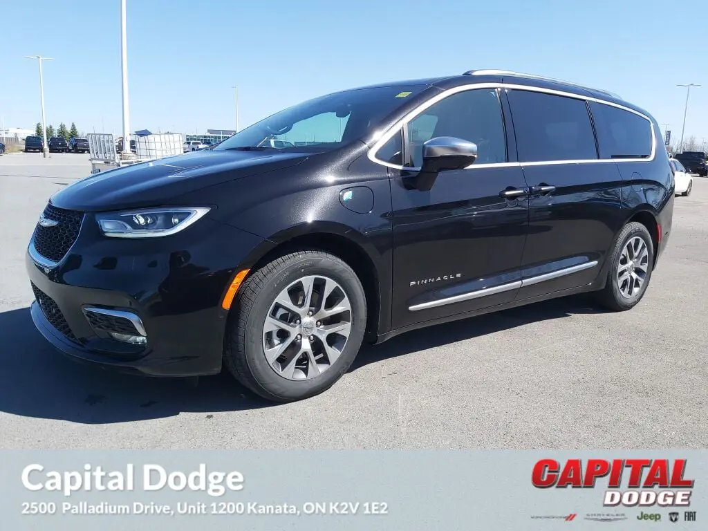 2024 Chrysler Pacifica Hybrid Pinnacle