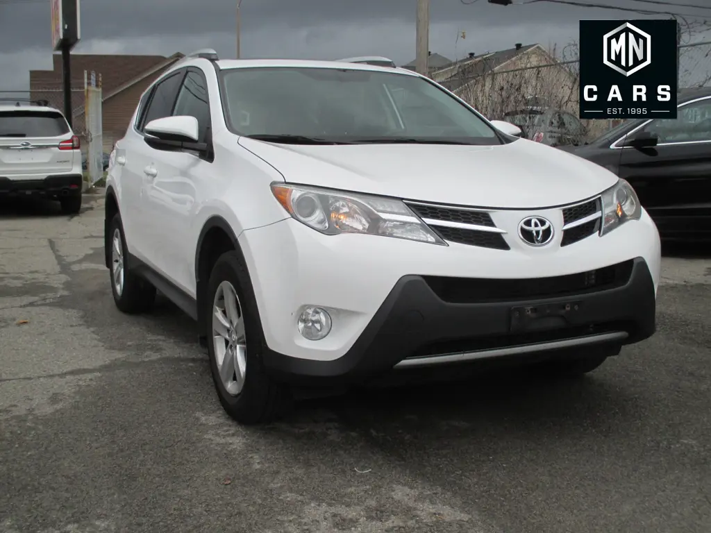 2013 Toyota RAV4 XLE w/NAVI, SUNROOF, CAMERA