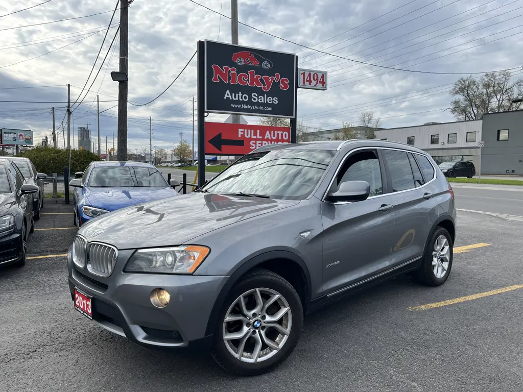 2013 BMW X3 xDrive28i - AWD - PANORAMIC ROOF - NAVIGATION!