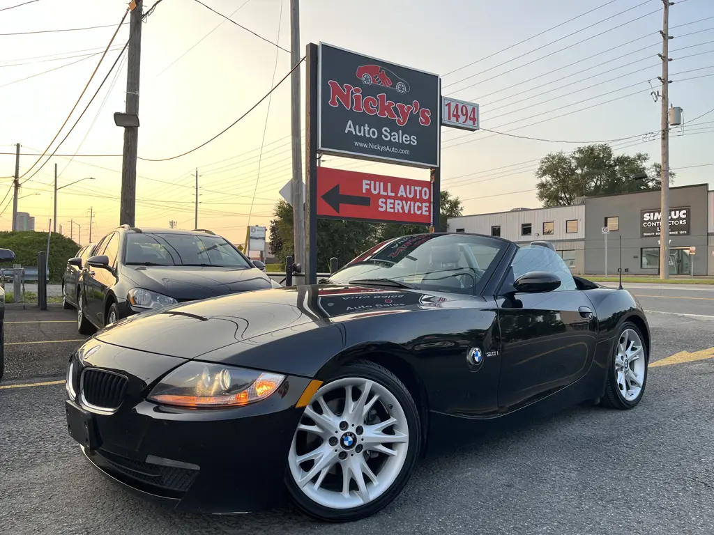 2008 BMW Z4 3.0i - CONVERTIBLE - NAVI - LOW KMS!