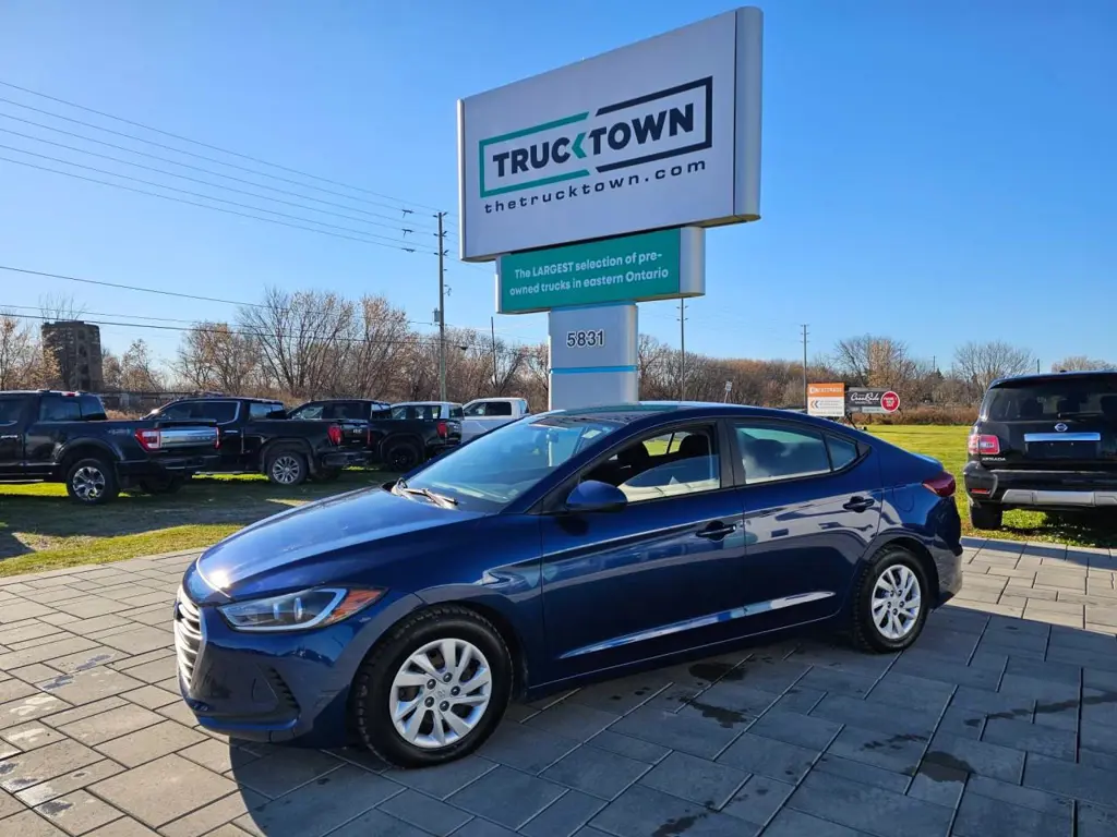 2018 Hyundai Elantra LE