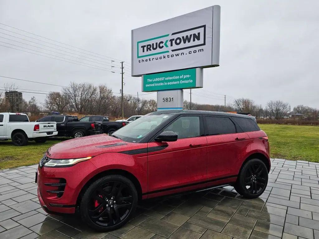 2023 Land Rover Range Rover Evoque R-Dynamic SE