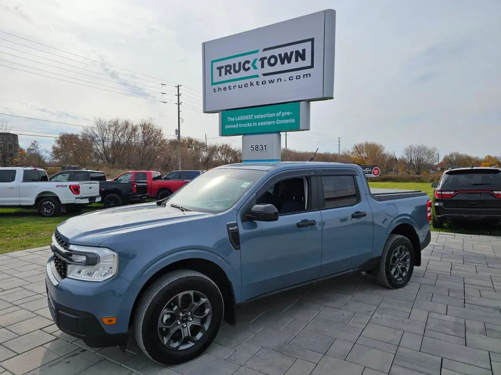 2024 Ford Maverick XLT