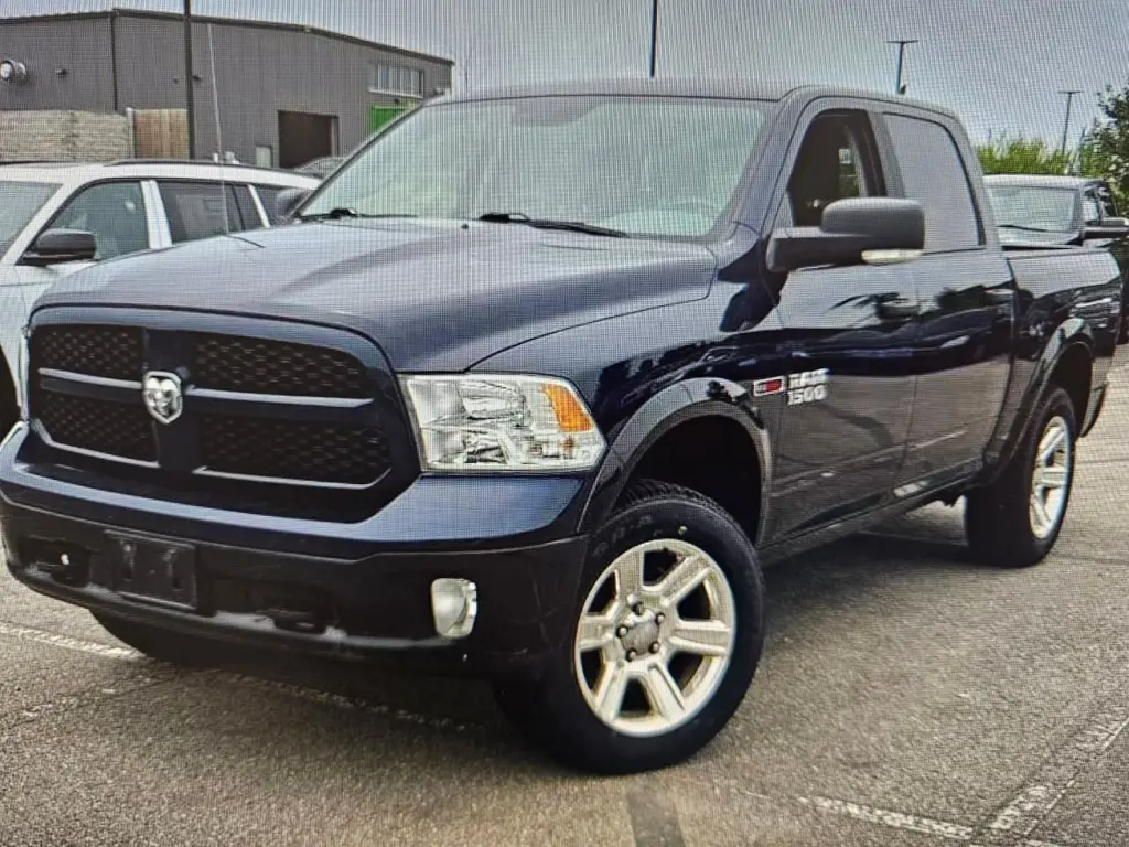 2018 RAM 1500 SLT