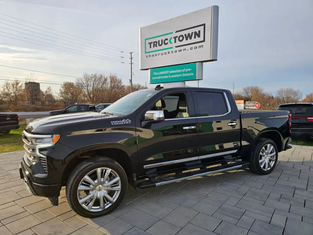 2022 Chevrolet Silverado 1500 High Country