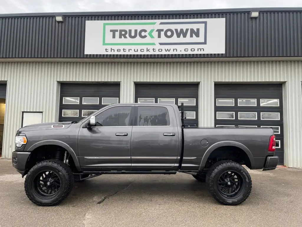 2022 RAM 3500 Limited